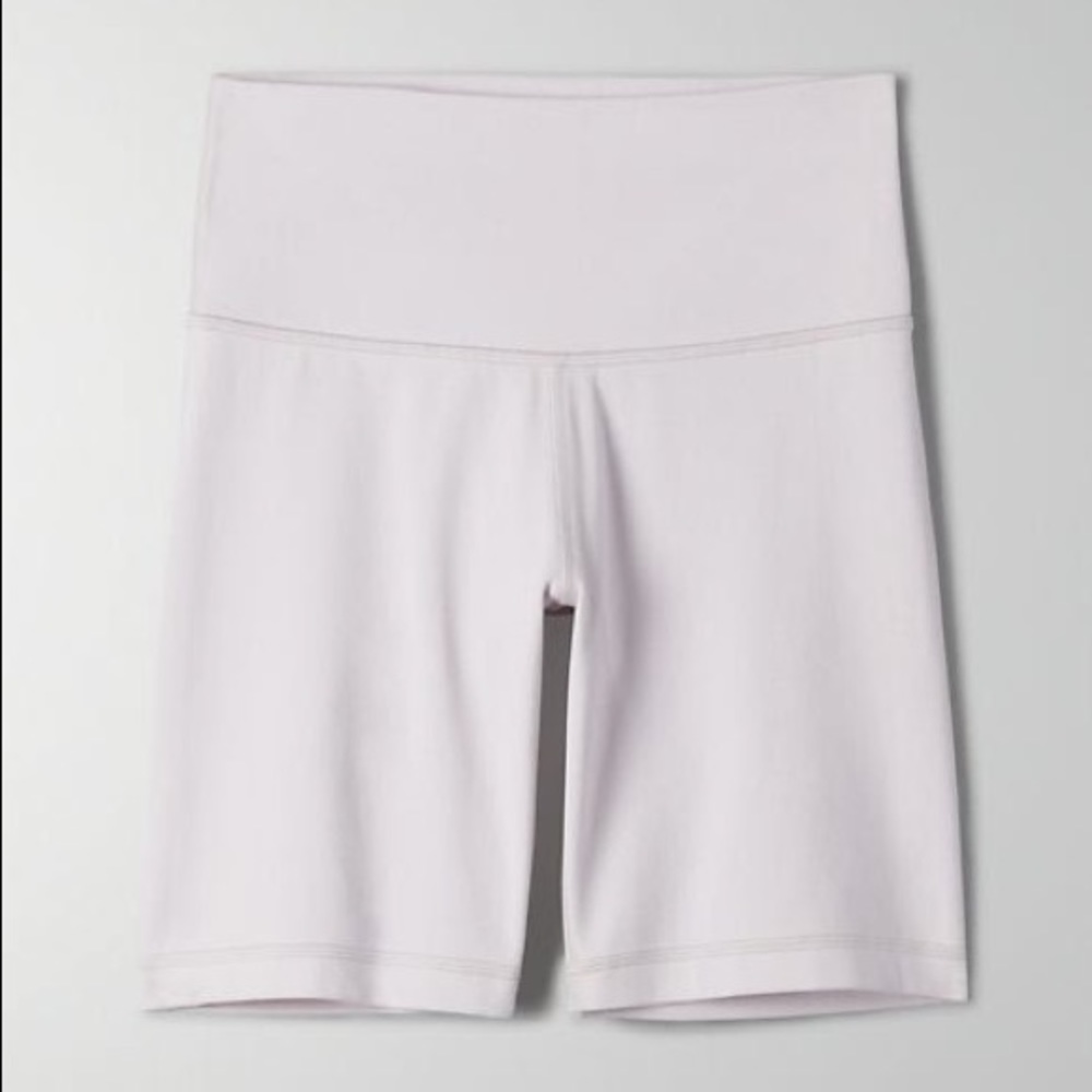 Aritzia TNALIFE™ BRA TOP and TNABUTTER ATMOSPHERE HI-RISE 7” SHORT